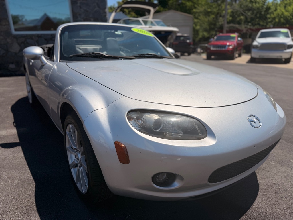 Photo 22 of this MAZDA MX-5 MIATA