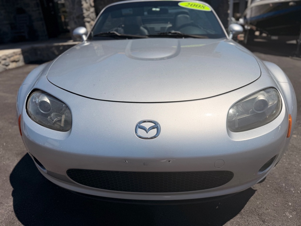 Photo 21 of this MAZDA MX-5 MIATA