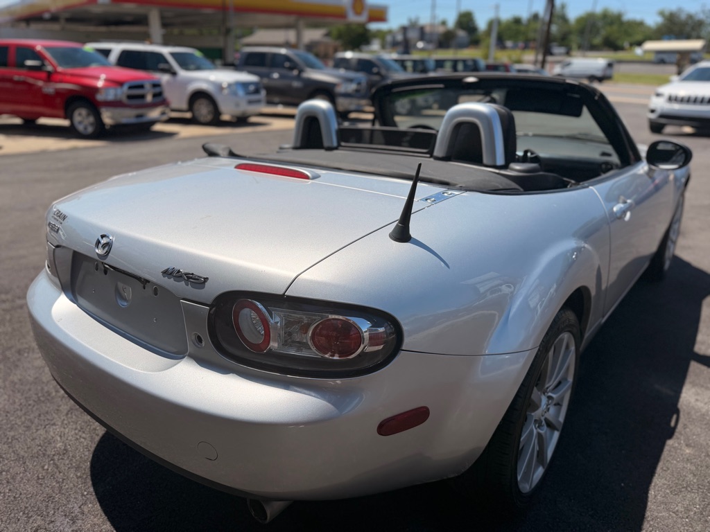 Photo 24 of this MAZDA MX-5 MIATA