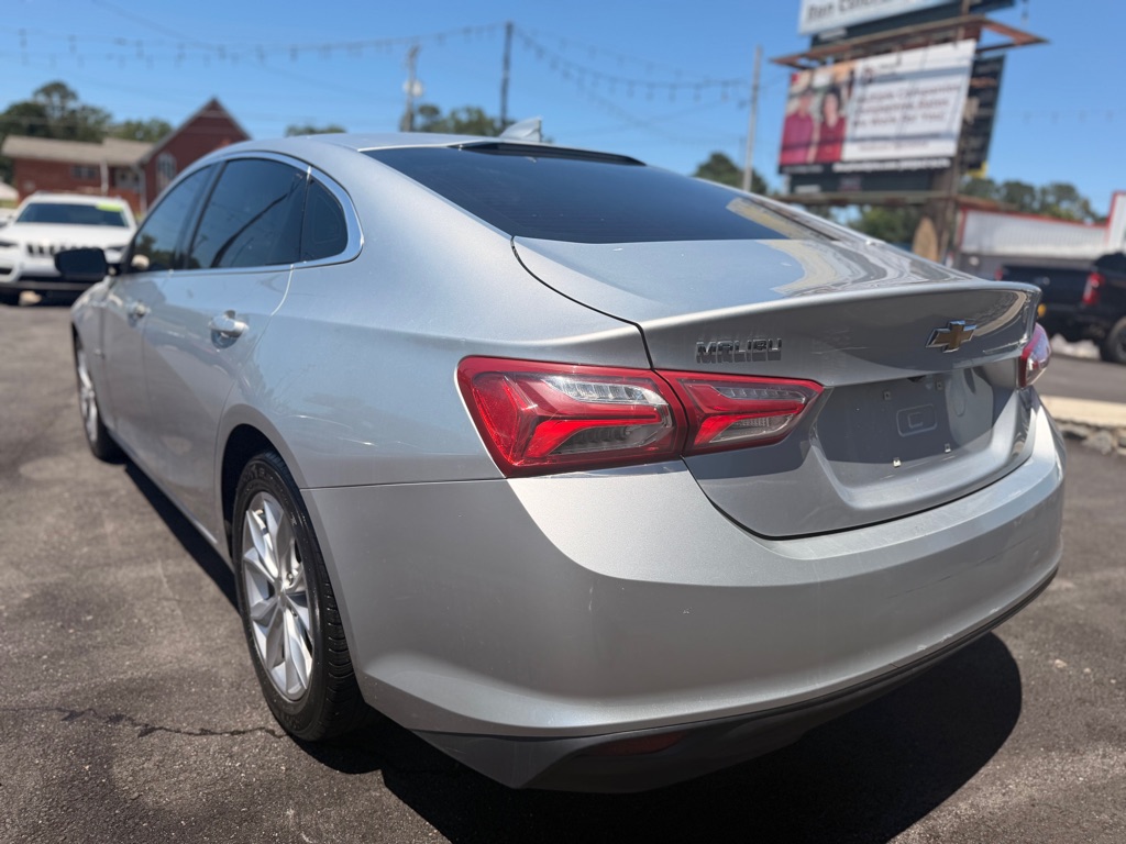 Photo 7 of this CHEVROLET MALIBU