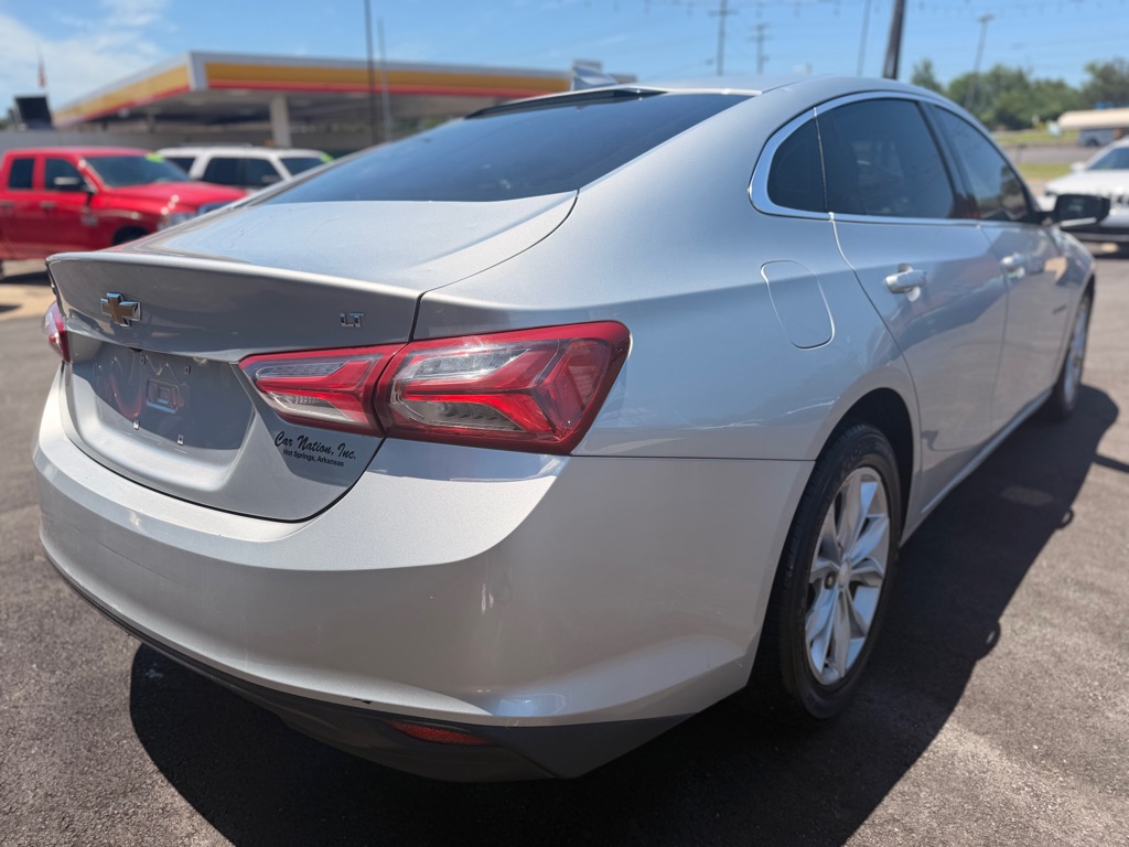 Photo 5 of this CHEVROLET MALIBU