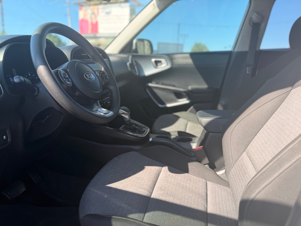 Photo 11 of this KIA SOUL