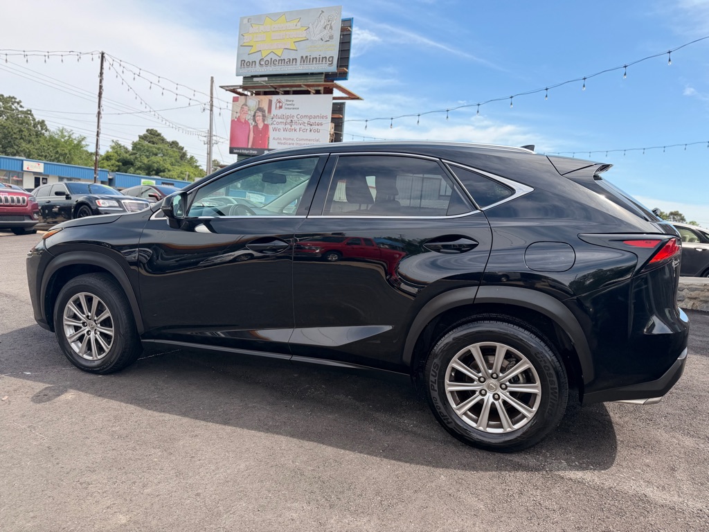 Photo 8 of this LEXUS NX