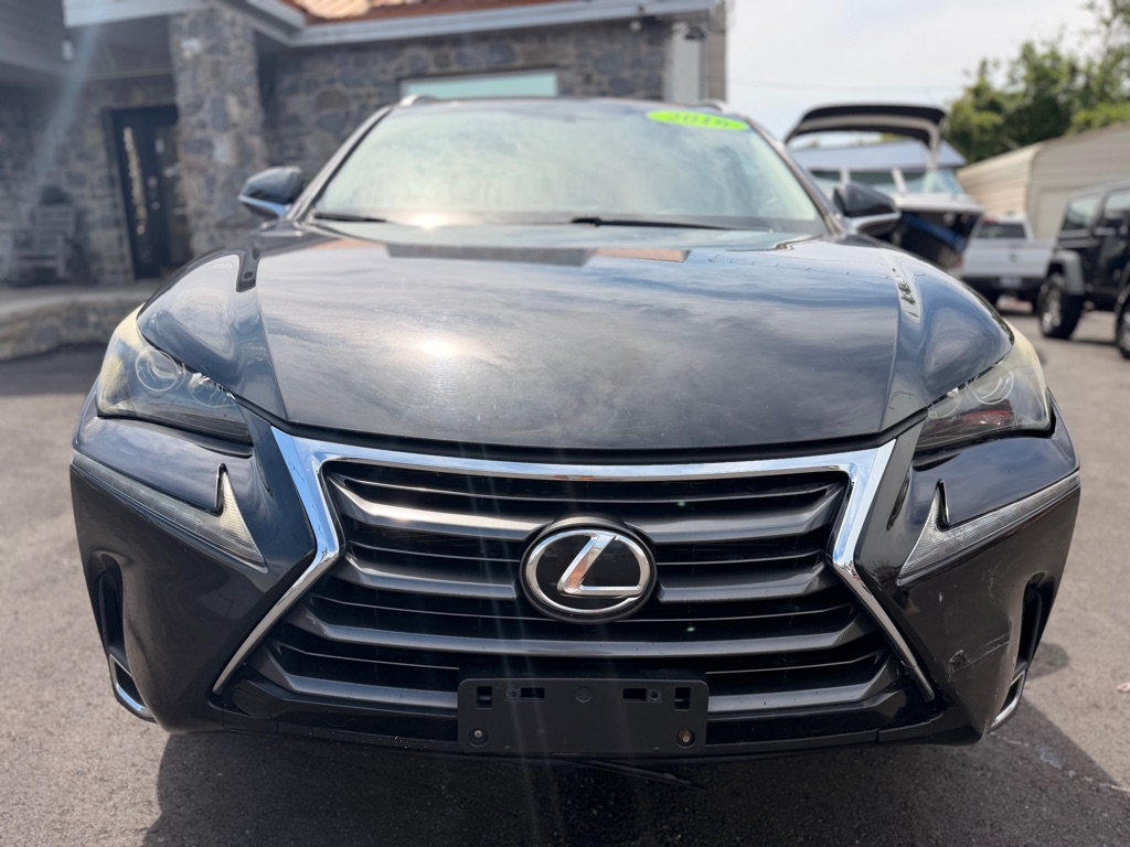 Photo 2 of this LEXUS NX