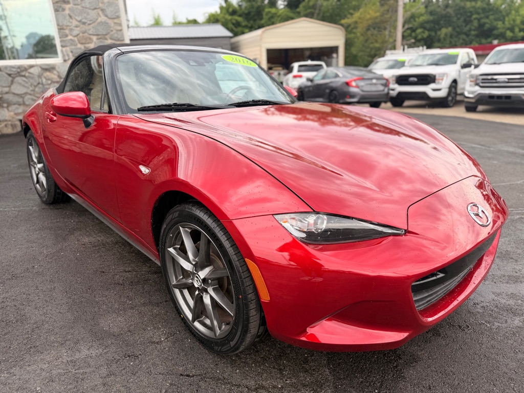 Photo 3 of this MAZDA MX-5 MIATA