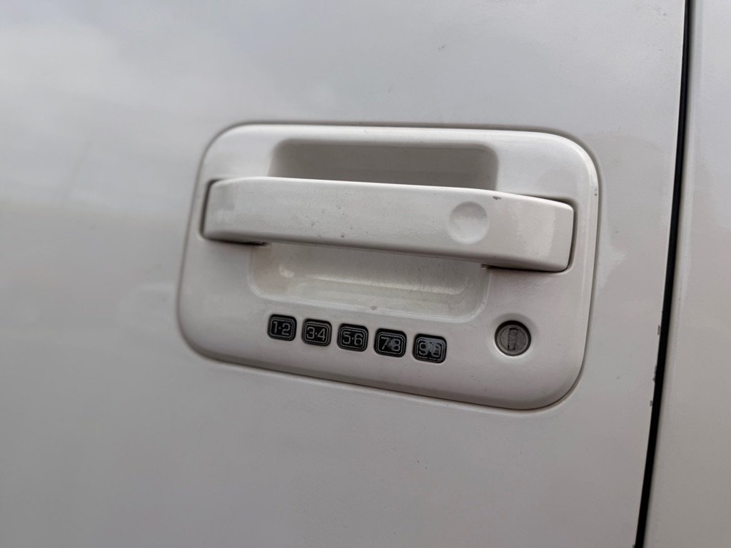 Photo 9 of this FORD F150