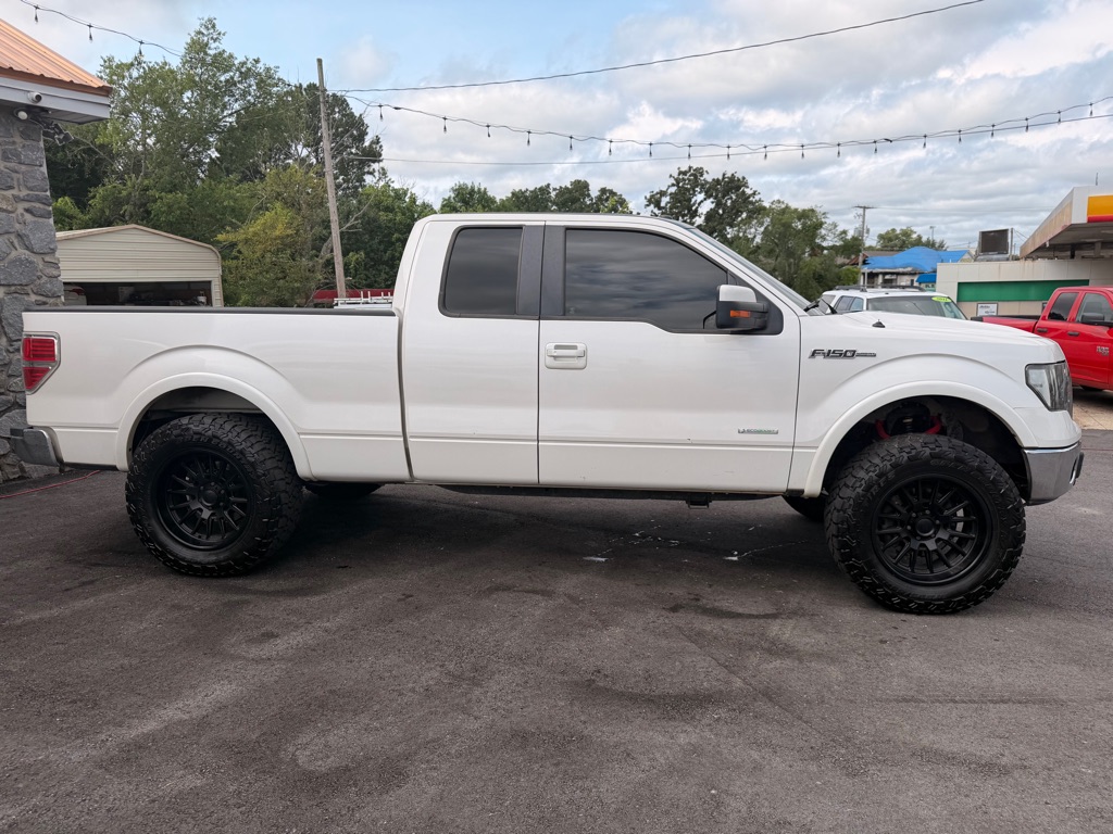 Photo 4 of this FORD F150