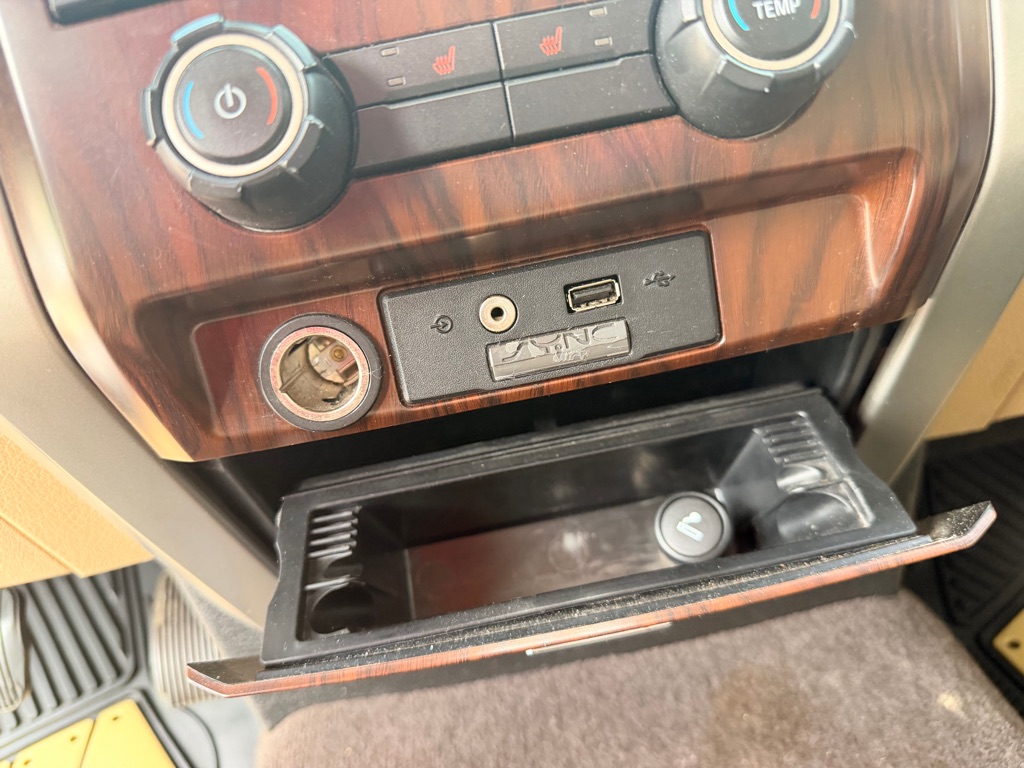 Photo 19 of this FORD F150