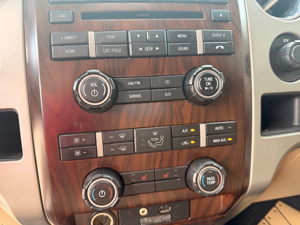 Photo 18 of this FORD F150