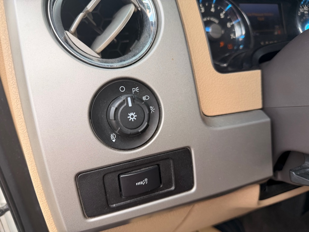 Photo 13 of this FORD F150