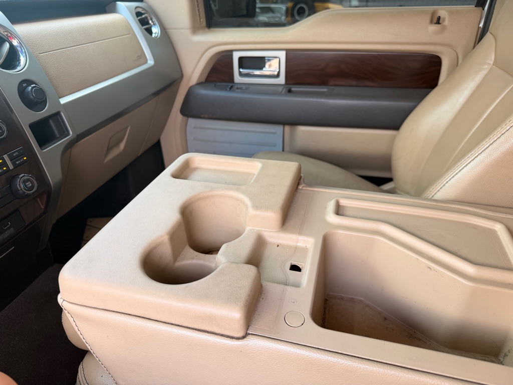 Photo 22 of this FORD F150