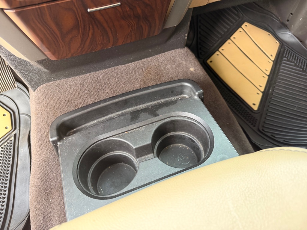 Photo 20 of this FORD F150