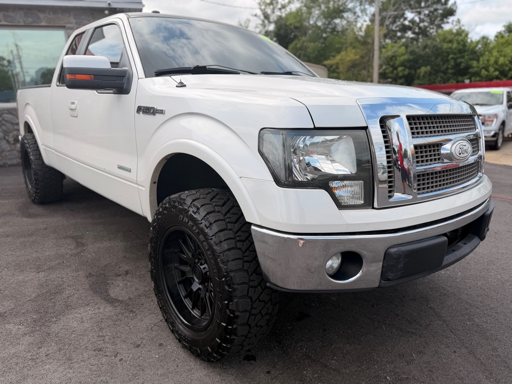 Photo 3 of this FORD F150
