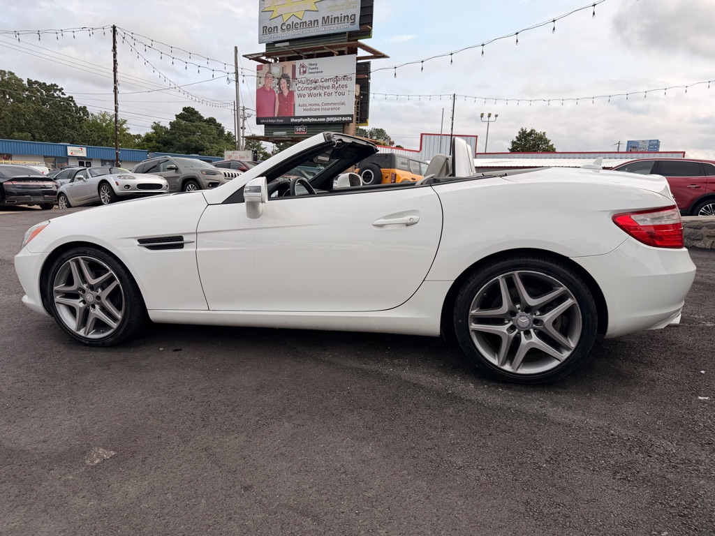 Photo 31 of this MERCEDES-BENZ SLK