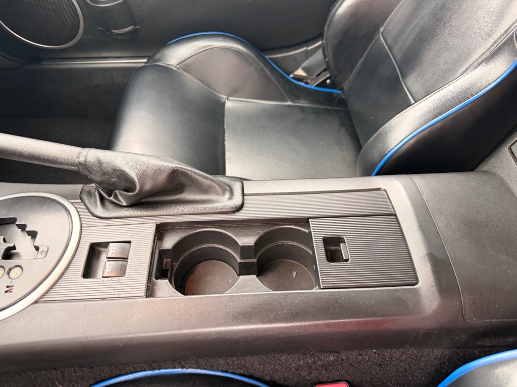 Photo 17 of this MAZDA MX-5 MIATA