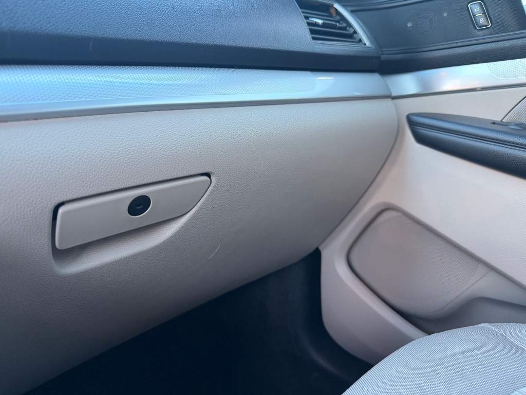 Photo 14 of this FORD EXPLORER