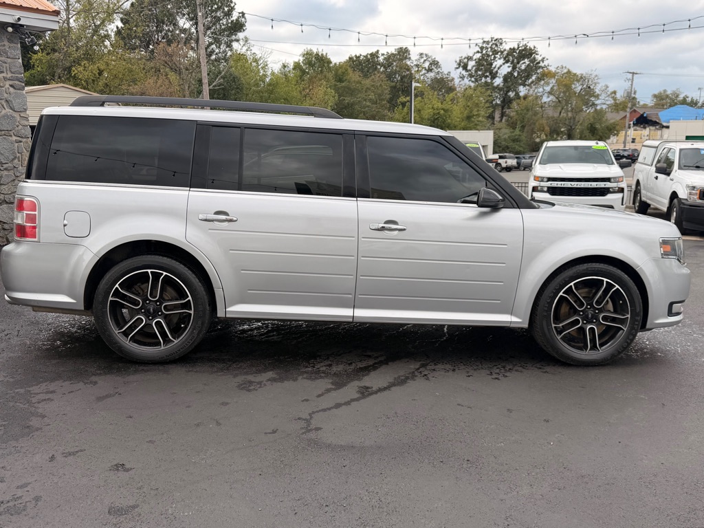 Photo 4 of this FORD FLEX