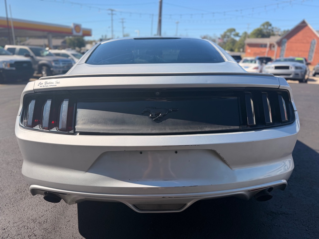Photo 6 of this FORD MUSTANG