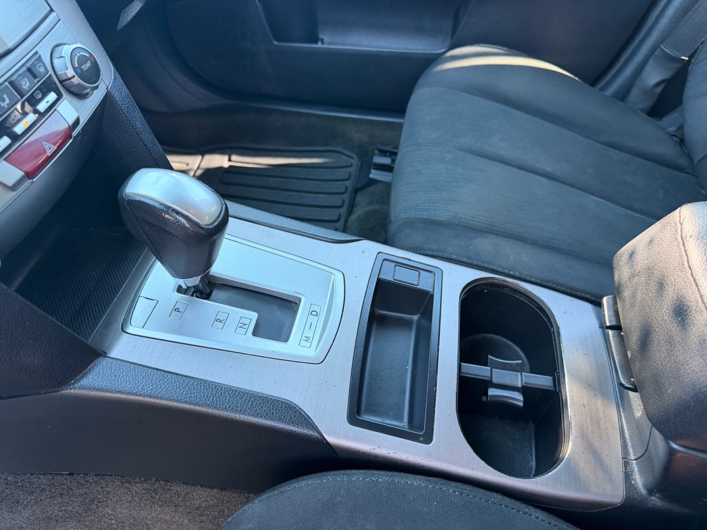 Photo 19 of this SUBARU LEGACY
