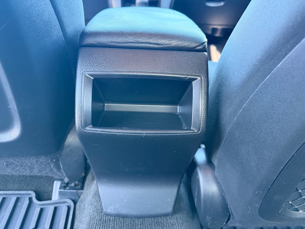 Photo 27 of this SUBARU LEGACY