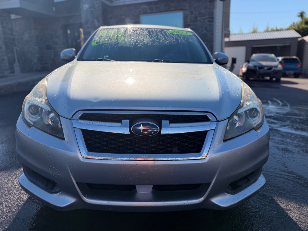 Photo 2 of this SUBARU LEGACY