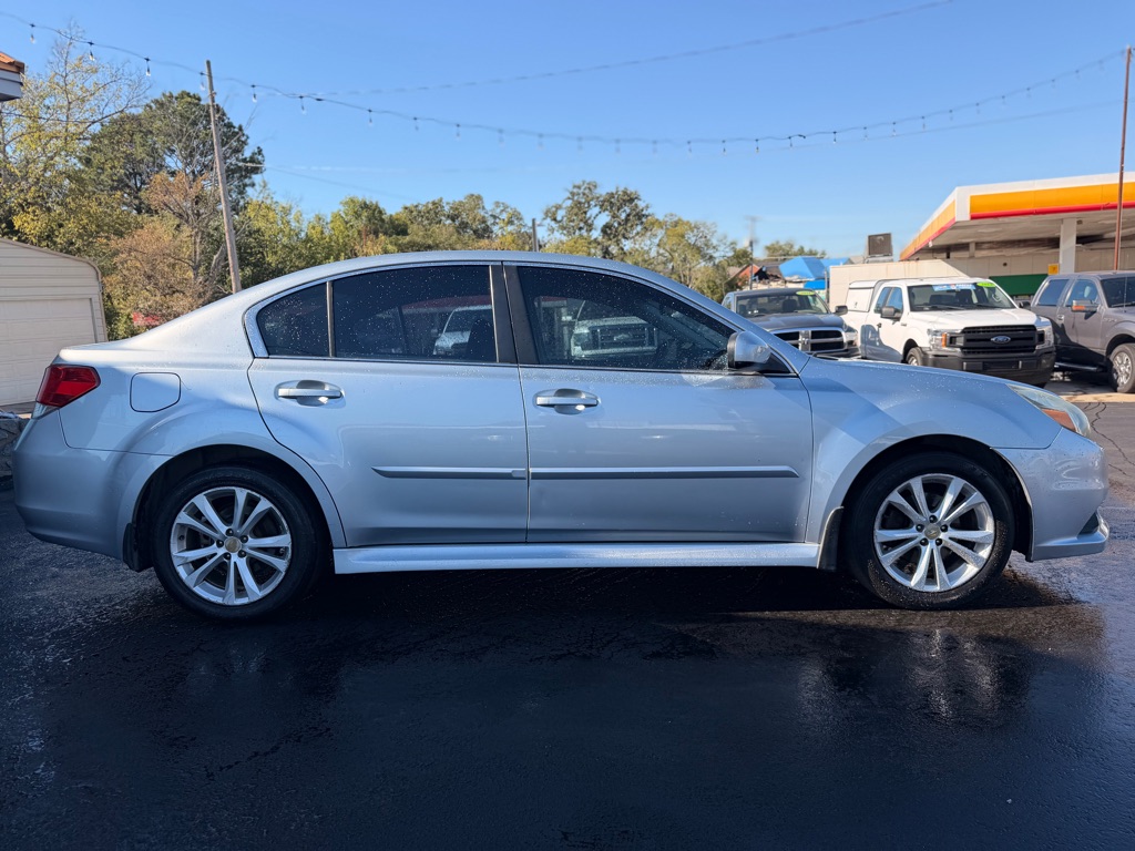 Photo 4 of this SUBARU LEGACY