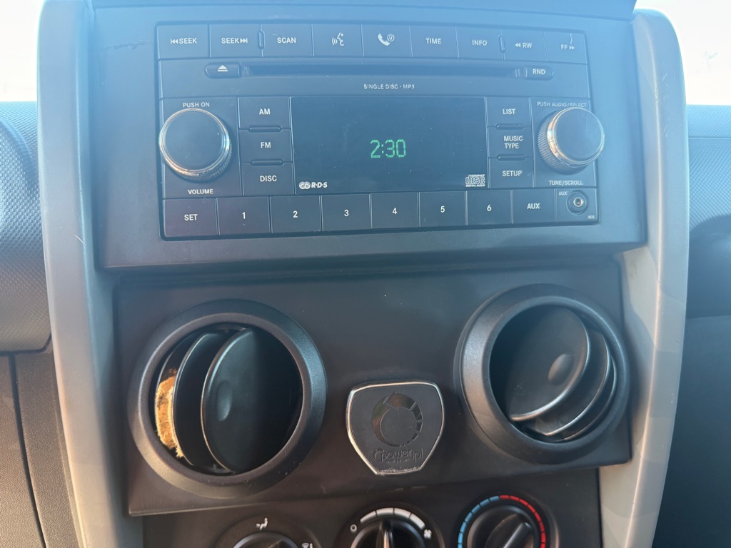 Photo 13 of this JEEP WRANGLER