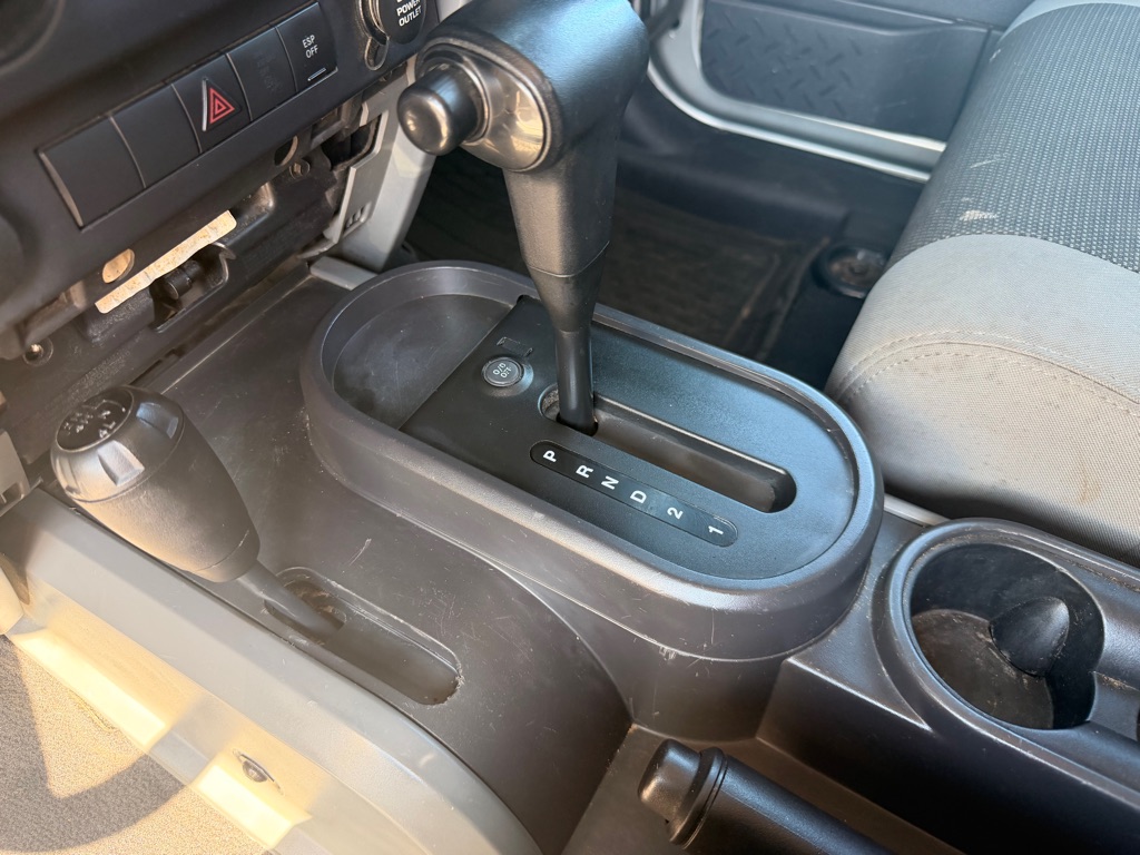 Photo 16 of this JEEP WRANGLER