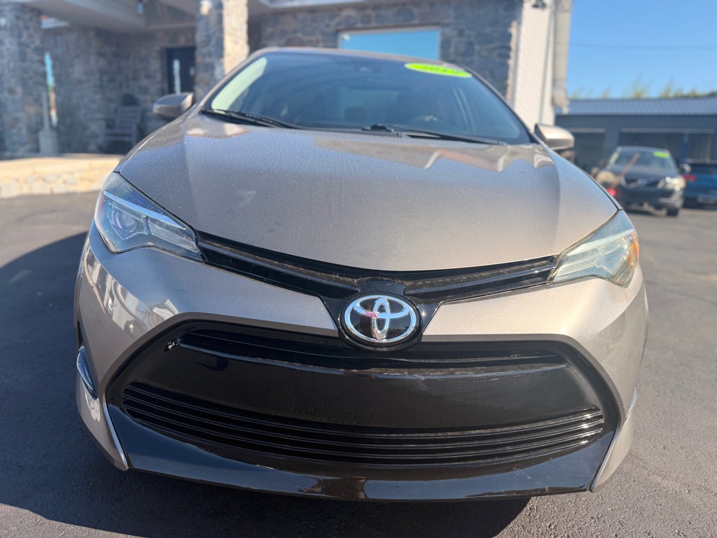 Photo 2 of this TOYOTA COROLLA