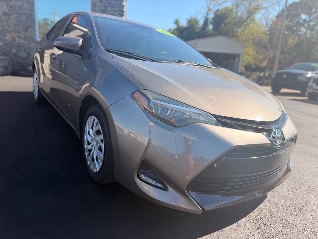 Photo 3 of this TOYOTA COROLLA
