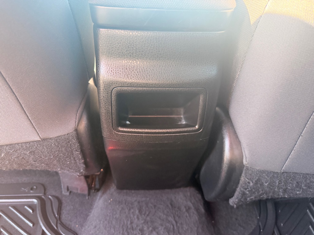 Photo 25 of this TOYOTA COROLLA