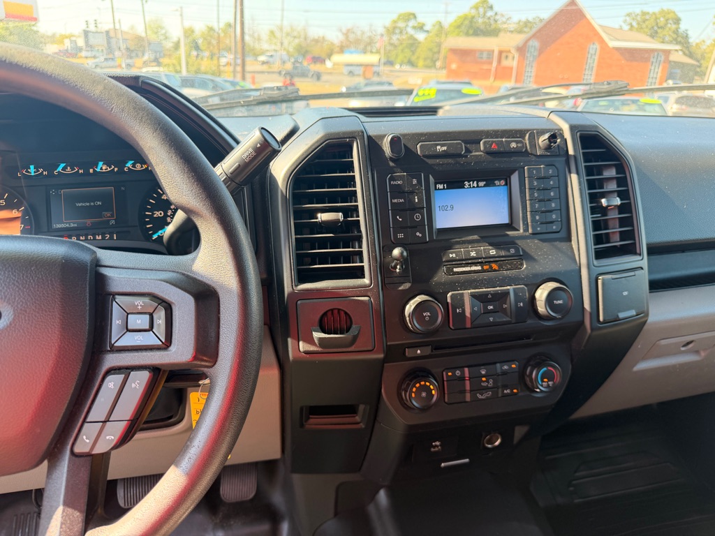 Photo 13 of this FORD F150