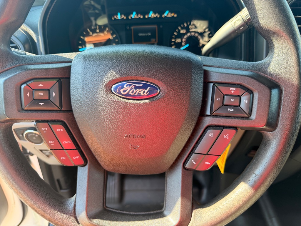 Photo 26 of this FORD F150
