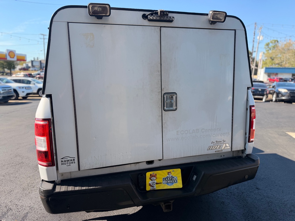 Photo 6 of this FORD F150