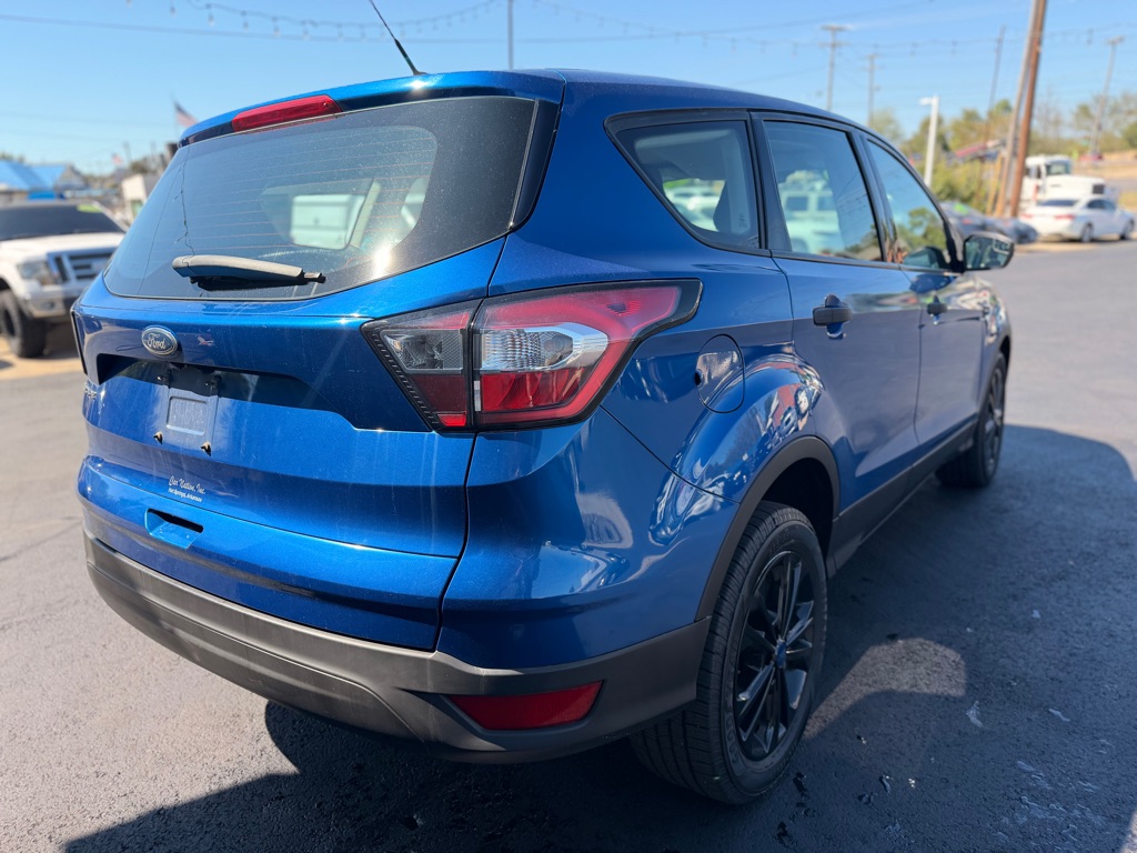 Photo 5 of this FORD ESCAPE