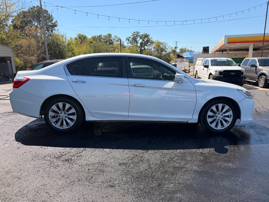 Photo 4 of this HONDA ACCORD