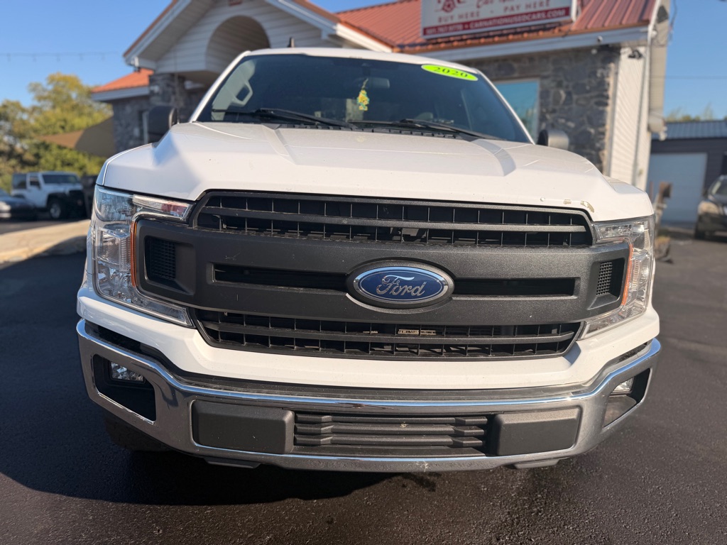 Photo 2 of this FORD F150
