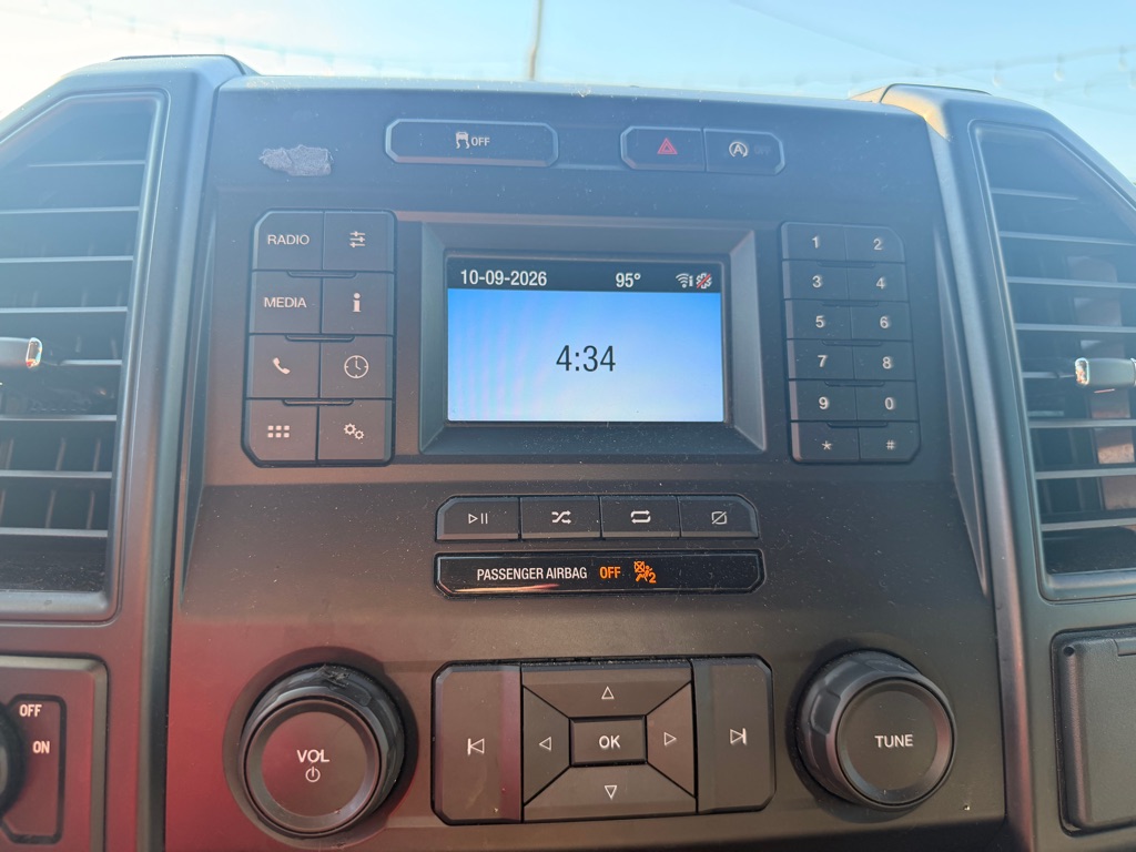 Photo 19 of this FORD F150