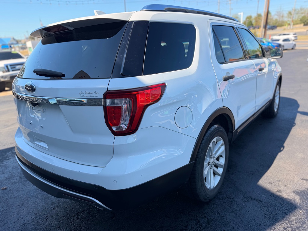 Photo 5 of this FORD EXPLORER