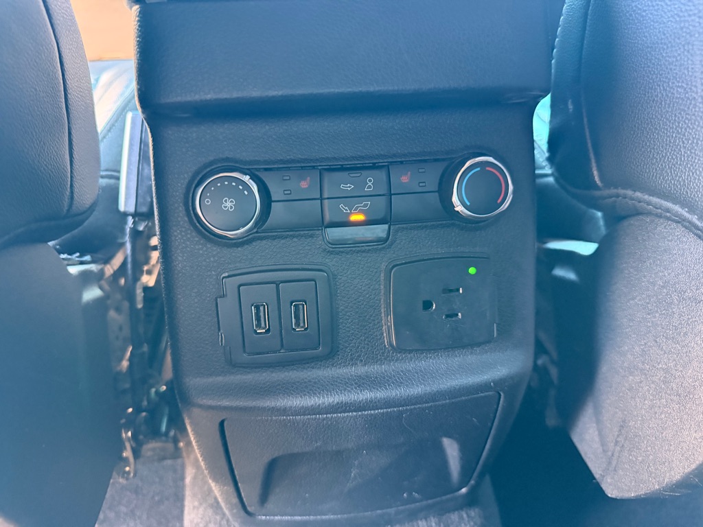 Photo 28 of this FORD EXPLORER