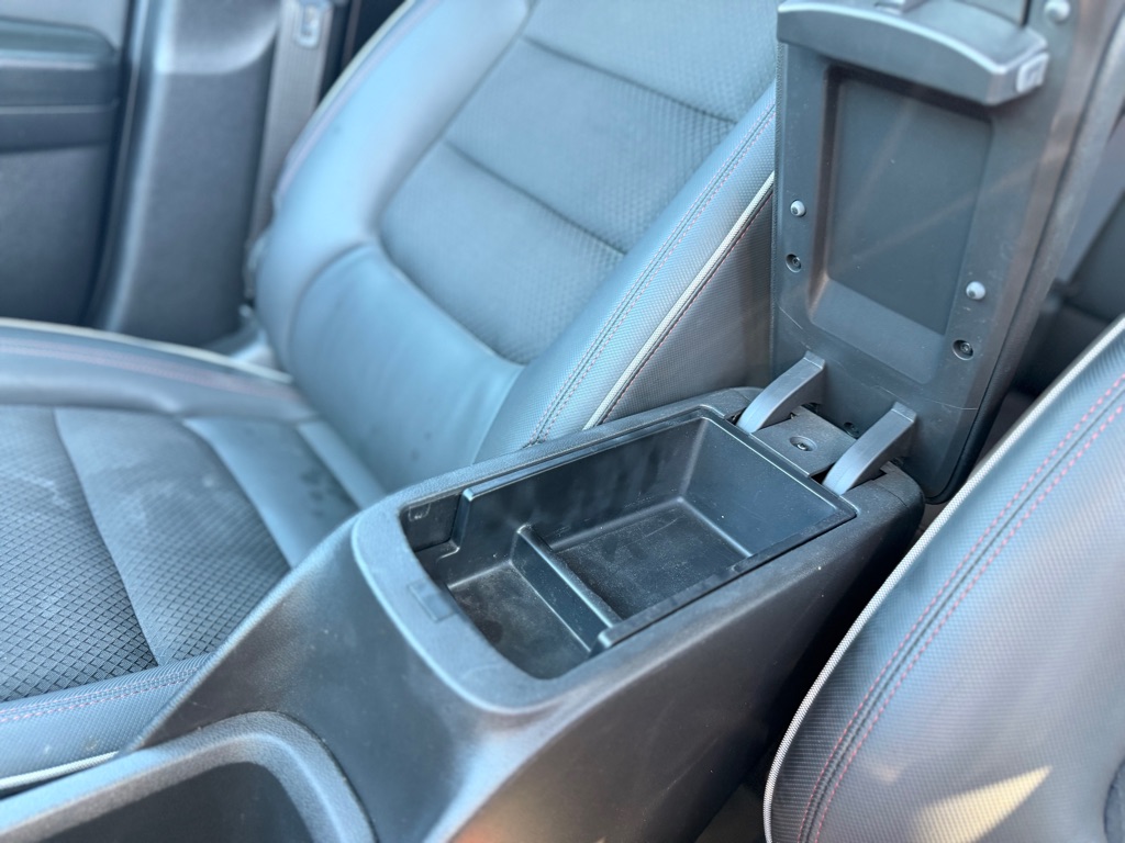 Photo 20 of this CHEVROLET TRAILBLAZER