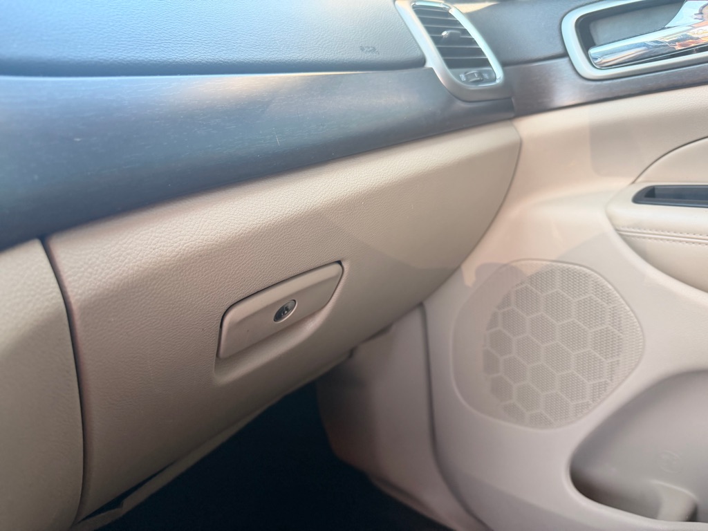 Photo 14 of this JEEP GRAND CHEROKEE