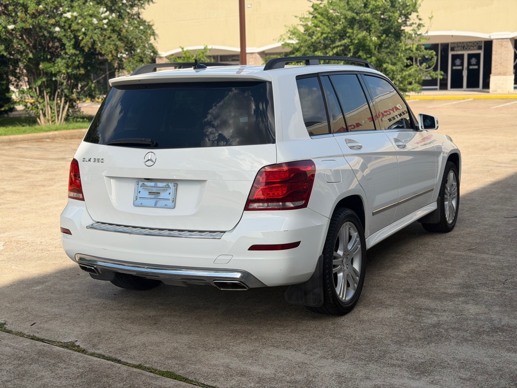 Photo 6 of this MERCEDES-BENZ GLK