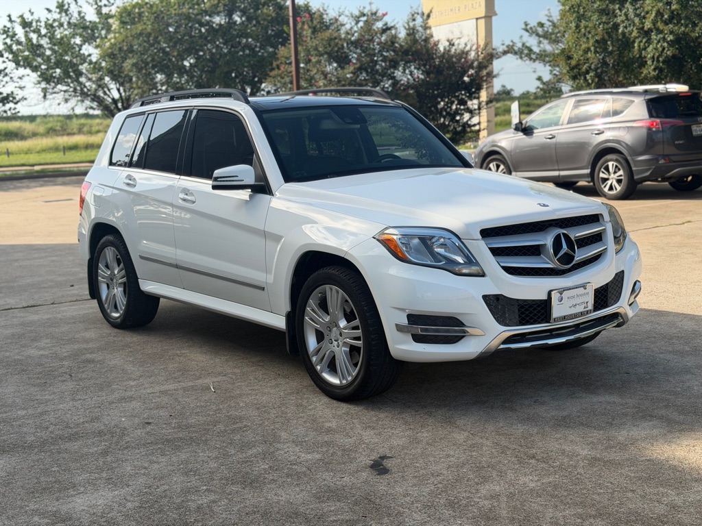 Photo 3 of this MERCEDES-BENZ GLK