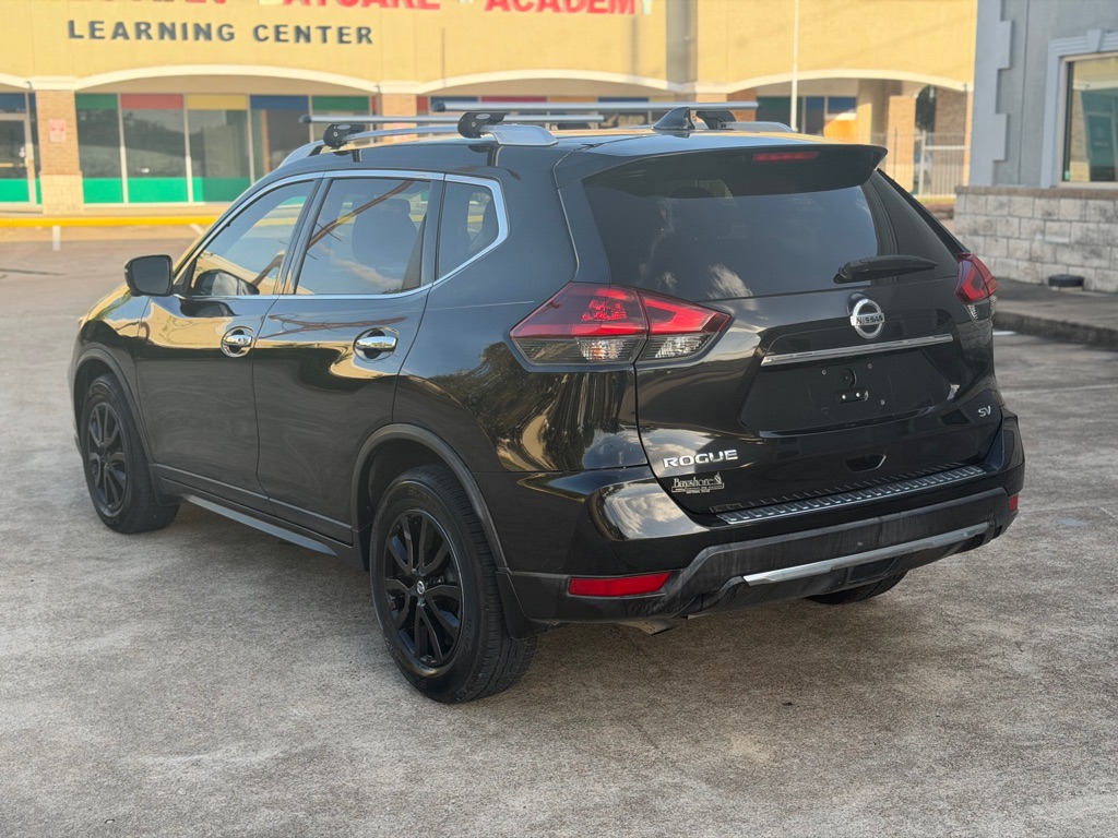 Photo 8 of this NISSAN ROGUE