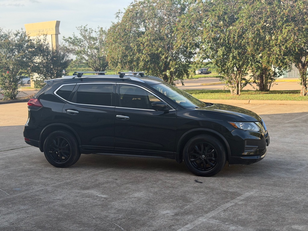 Photo 4 of this NISSAN ROGUE