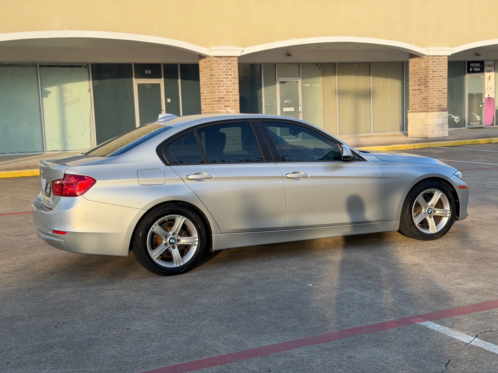 Photo 6 of this BMW 328