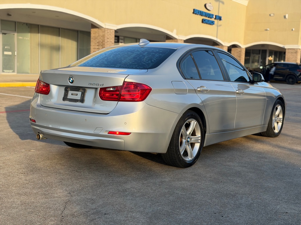 Photo 7 of this BMW 328