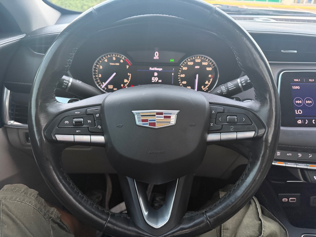 Photo 20 of this CADILLAC XT4