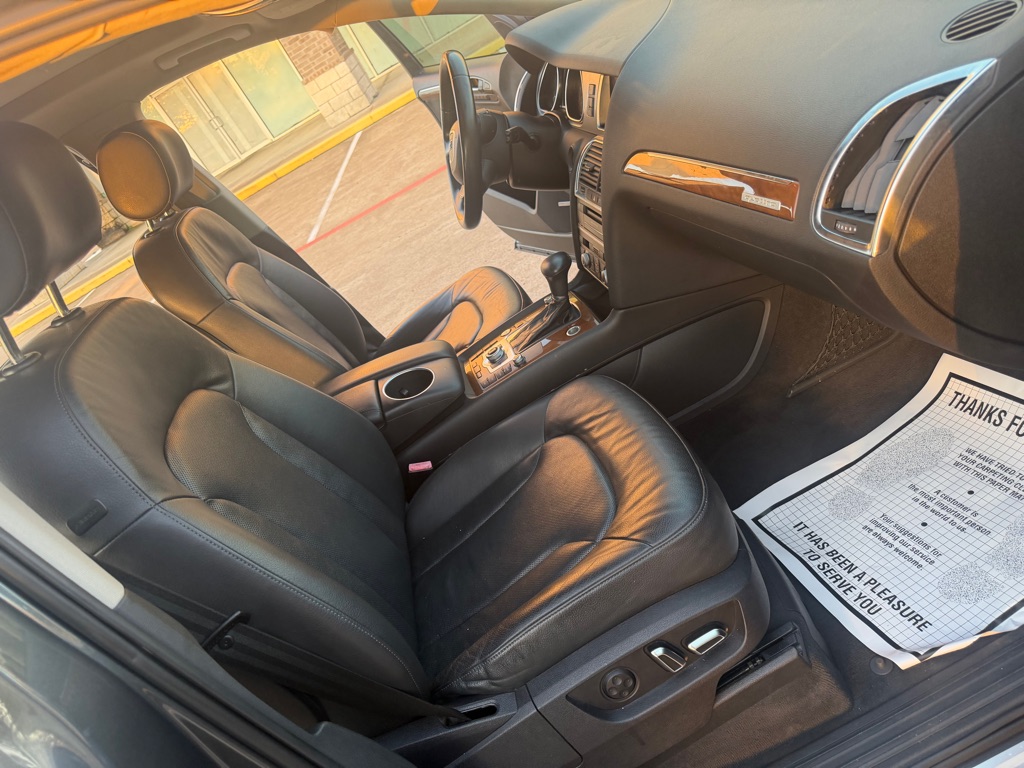 Photo 16 of this AUDI Q7